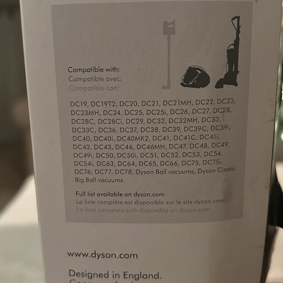 Dyson Cleaning Kit - Picture 4 of 4